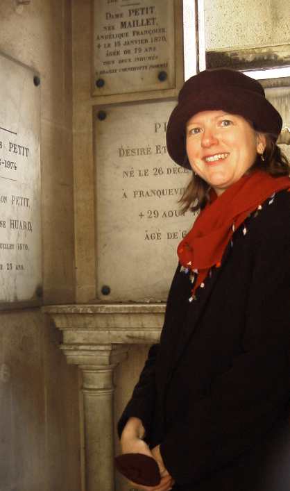 Martha inside a grave building