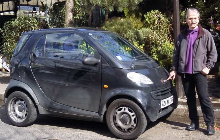 here comes the smart car