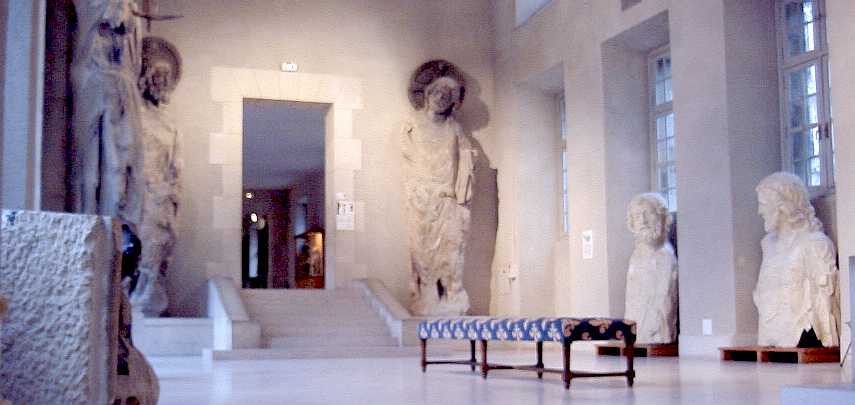 Room of big statues