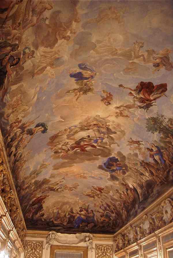 A ceiling full of Medicis
